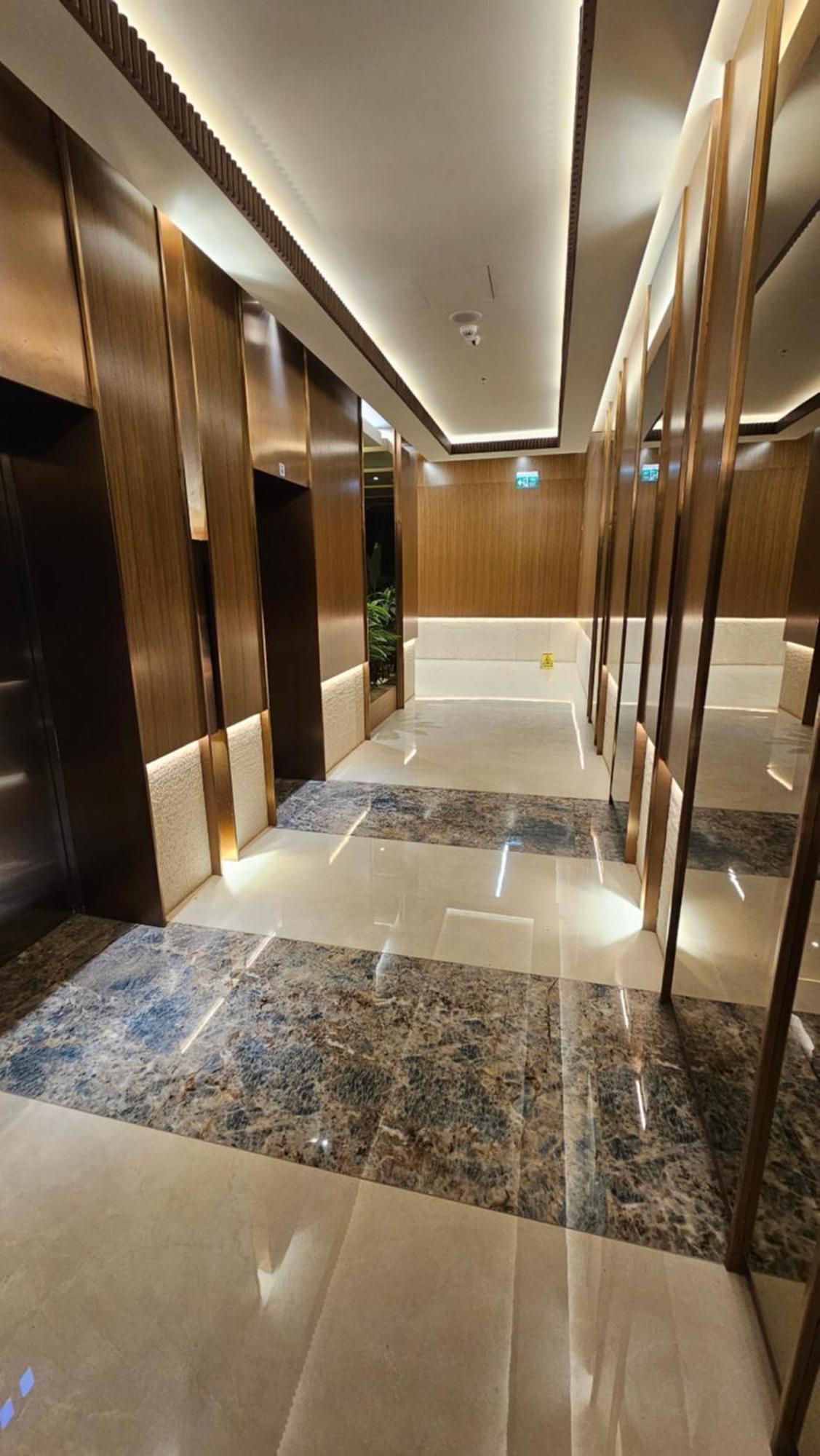 Anika Luxury Apartment At Diamond Center Скопие Екстериор снимка