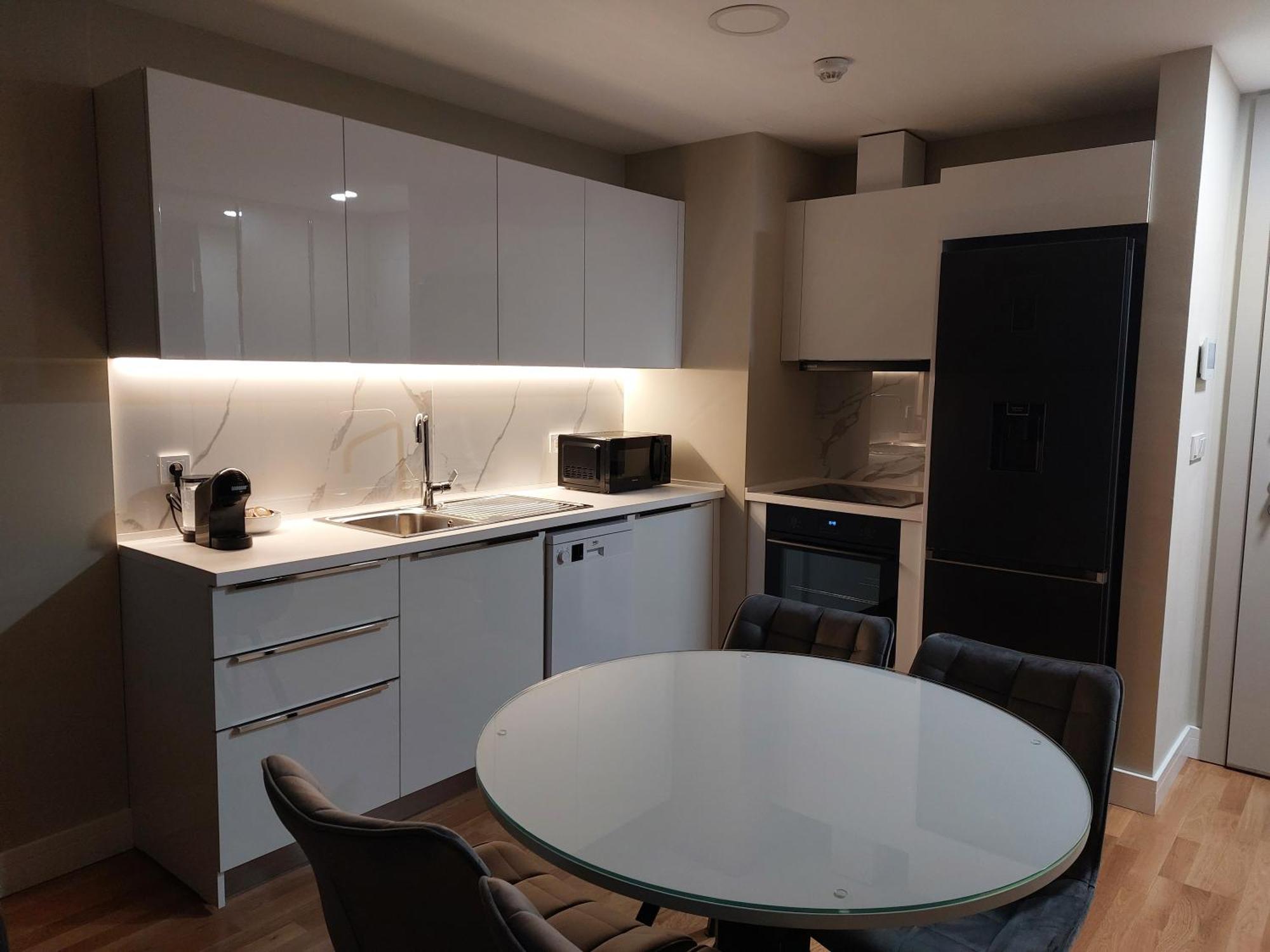 Anika Luxury Apartment At Diamond Center Скопие Екстериор снимка