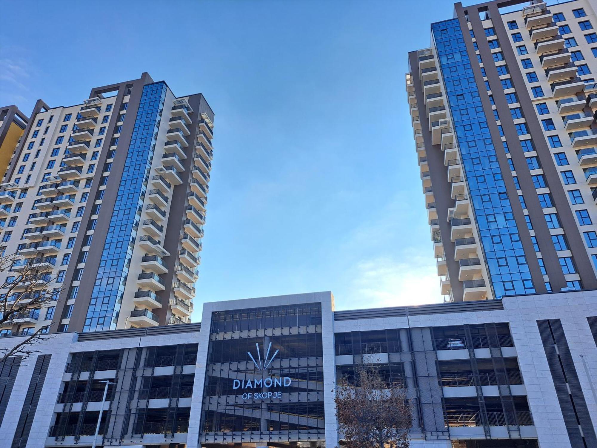 Anika Luxury Apartment At Diamond Center Скопие Екстериор снимка