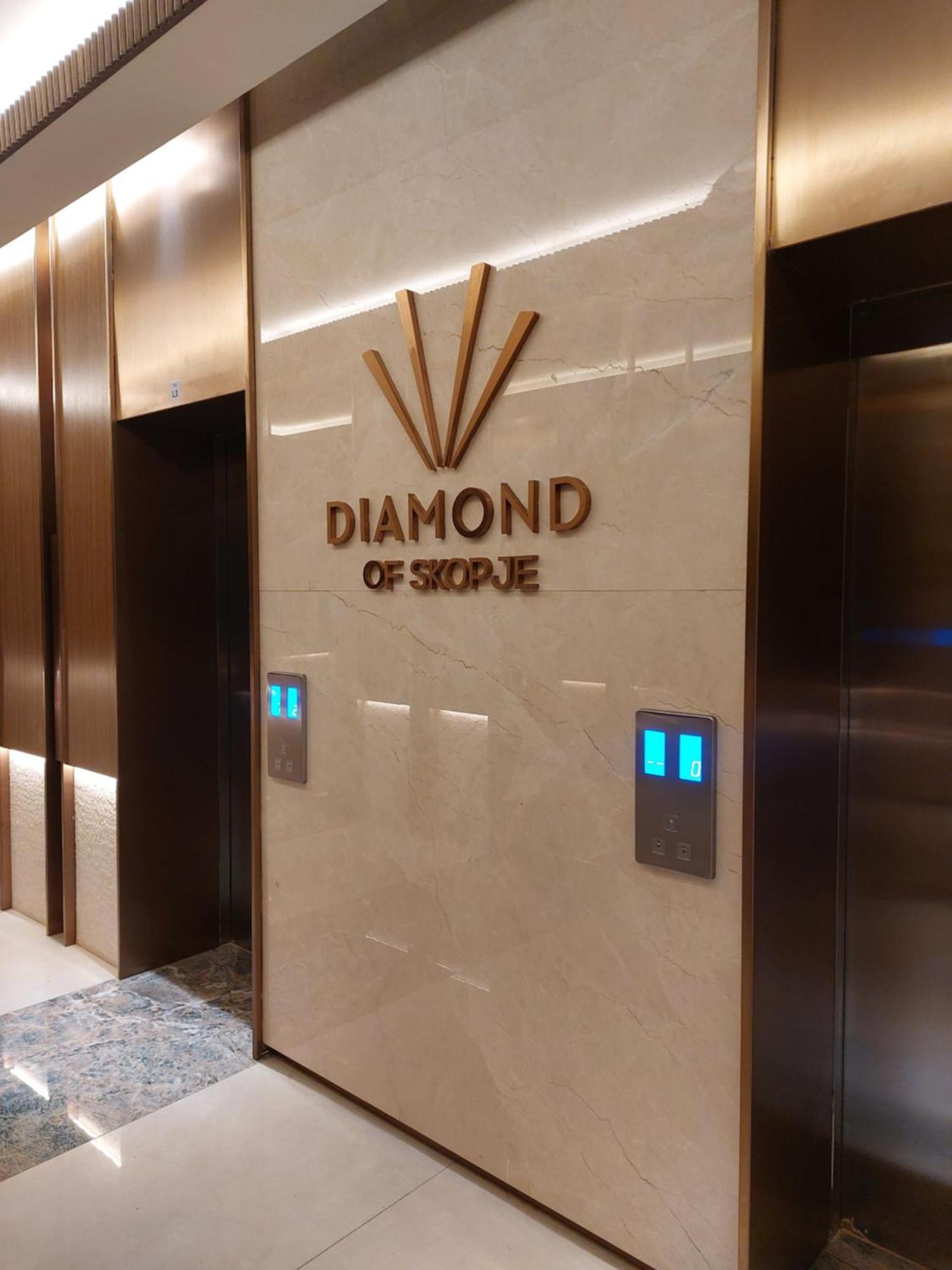 Anika Luxury Apartment At Diamond Center Скопие Екстериор снимка